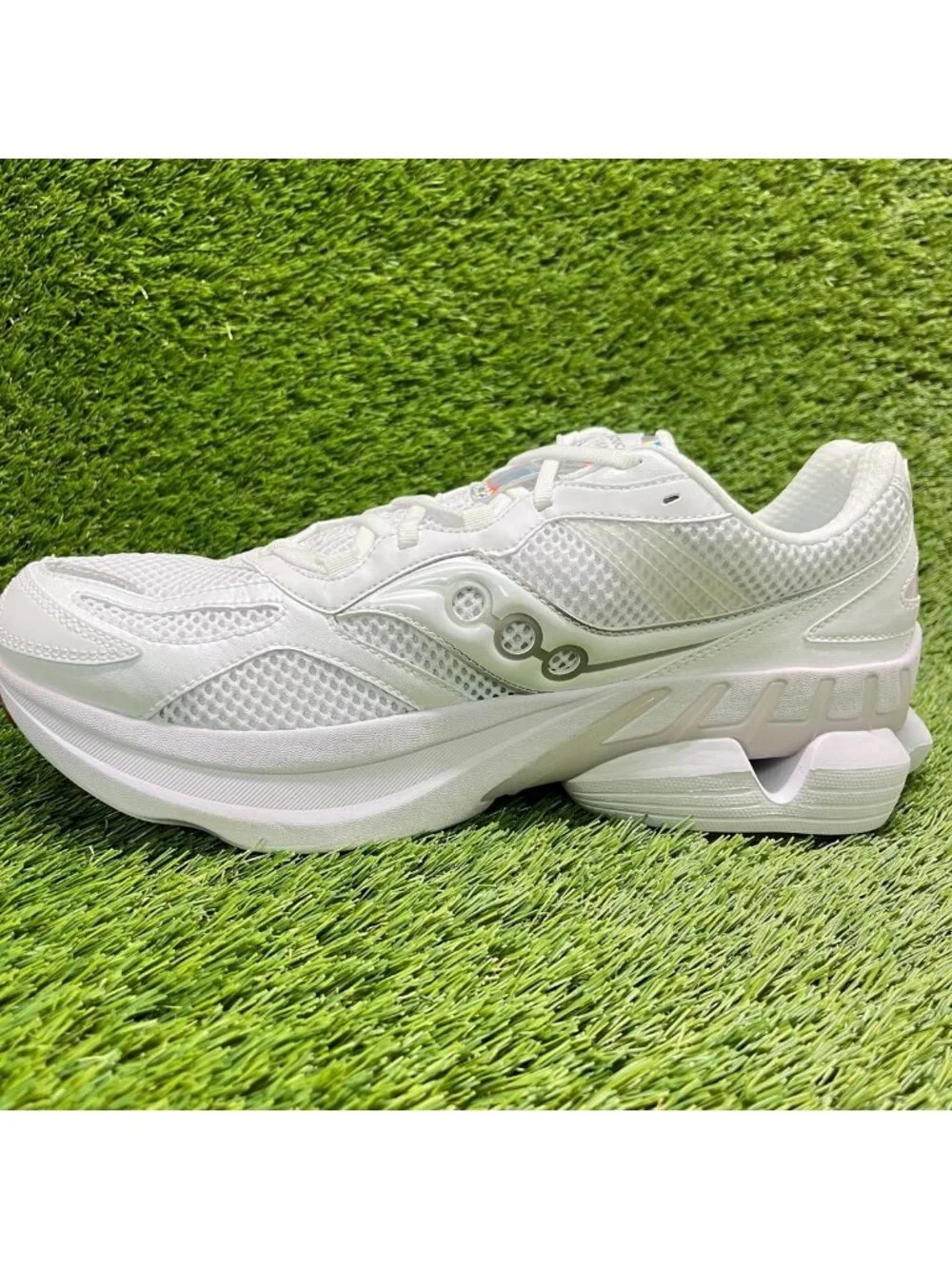 Saucony Grid NXT Mens Size 12 White Athletic Running Walking Shoes Sneakers